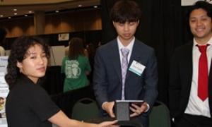 Jaimie Park, Jason Ouyang Computer Science and Mathematics ‘25, and Steve Ma (Right to left) Delta Air Lines