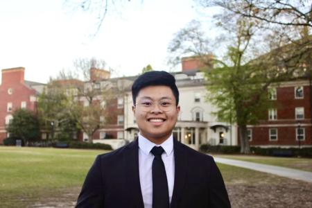 Khoa Le Headshot